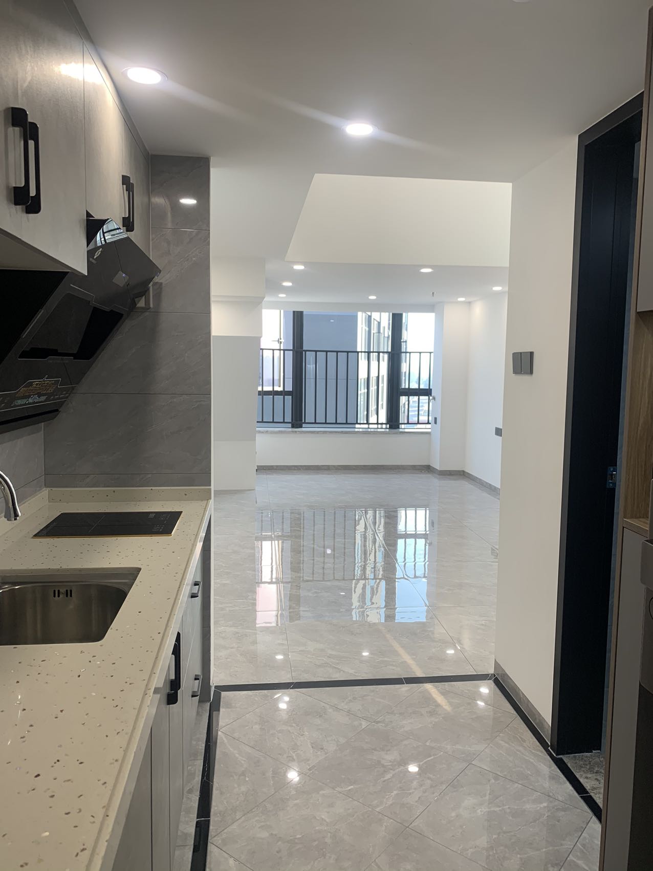 1653899411497636.jpg 8bce4f7580f7fefafed51db81583cba1.jpg