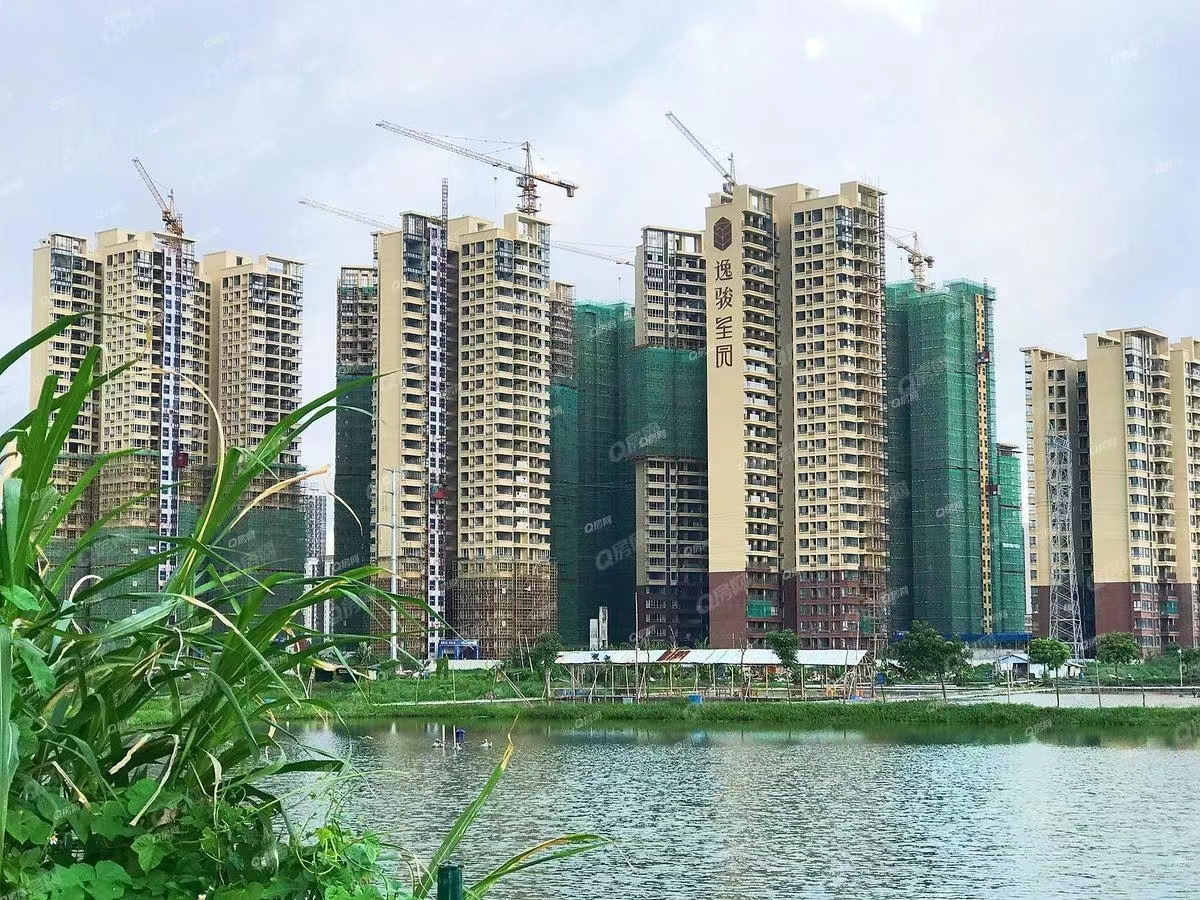 逸駿星園，星光明月花園均價(jià)16000元/平