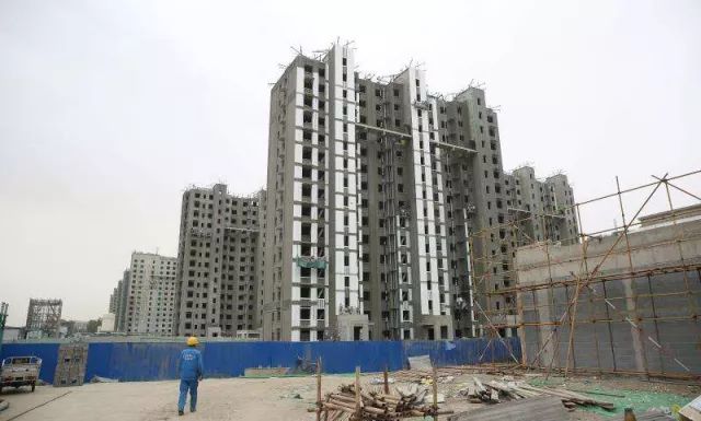 現在的很多回遷房的房主只有回遷協議