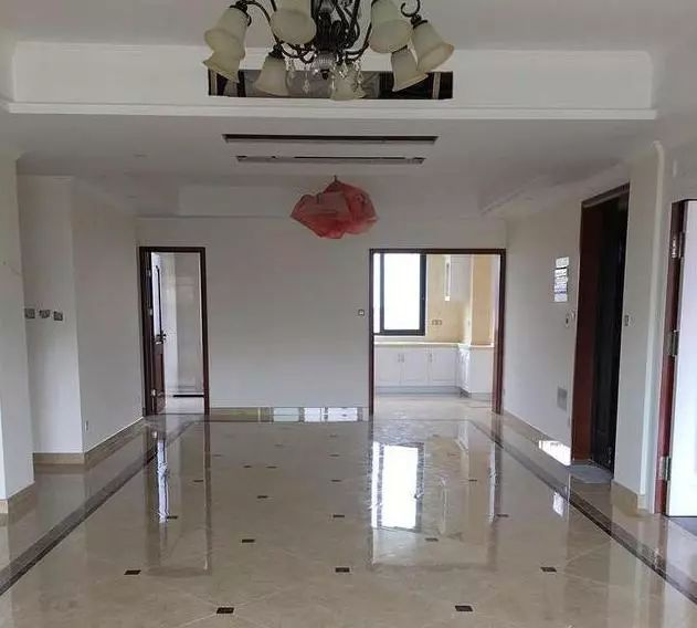 因為市區現在不可能有小產權房了