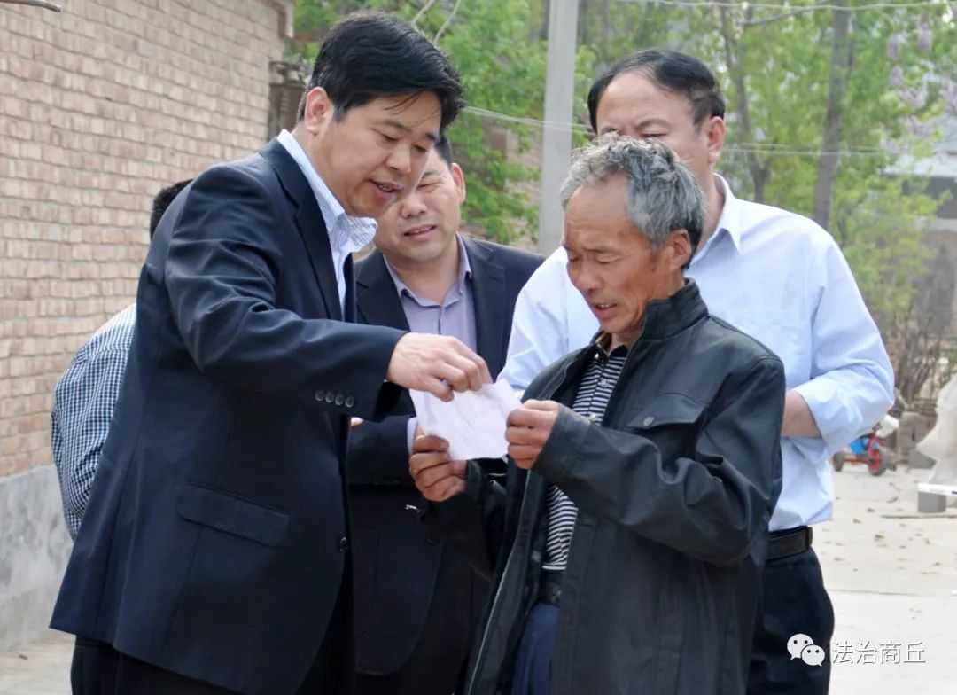 濟南市市政公用事業局局長王繼東回應說