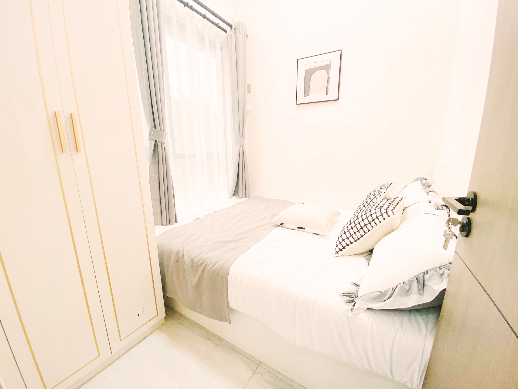 深圳石巖小產權房| 蔚藍花城 ，34.8萬/套